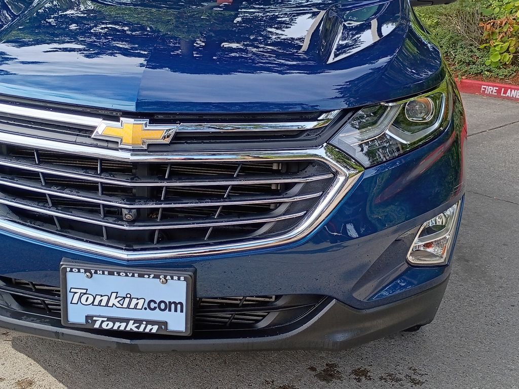 Used 2020 Pacific Blue Metallic Chevrolet Premier image 10