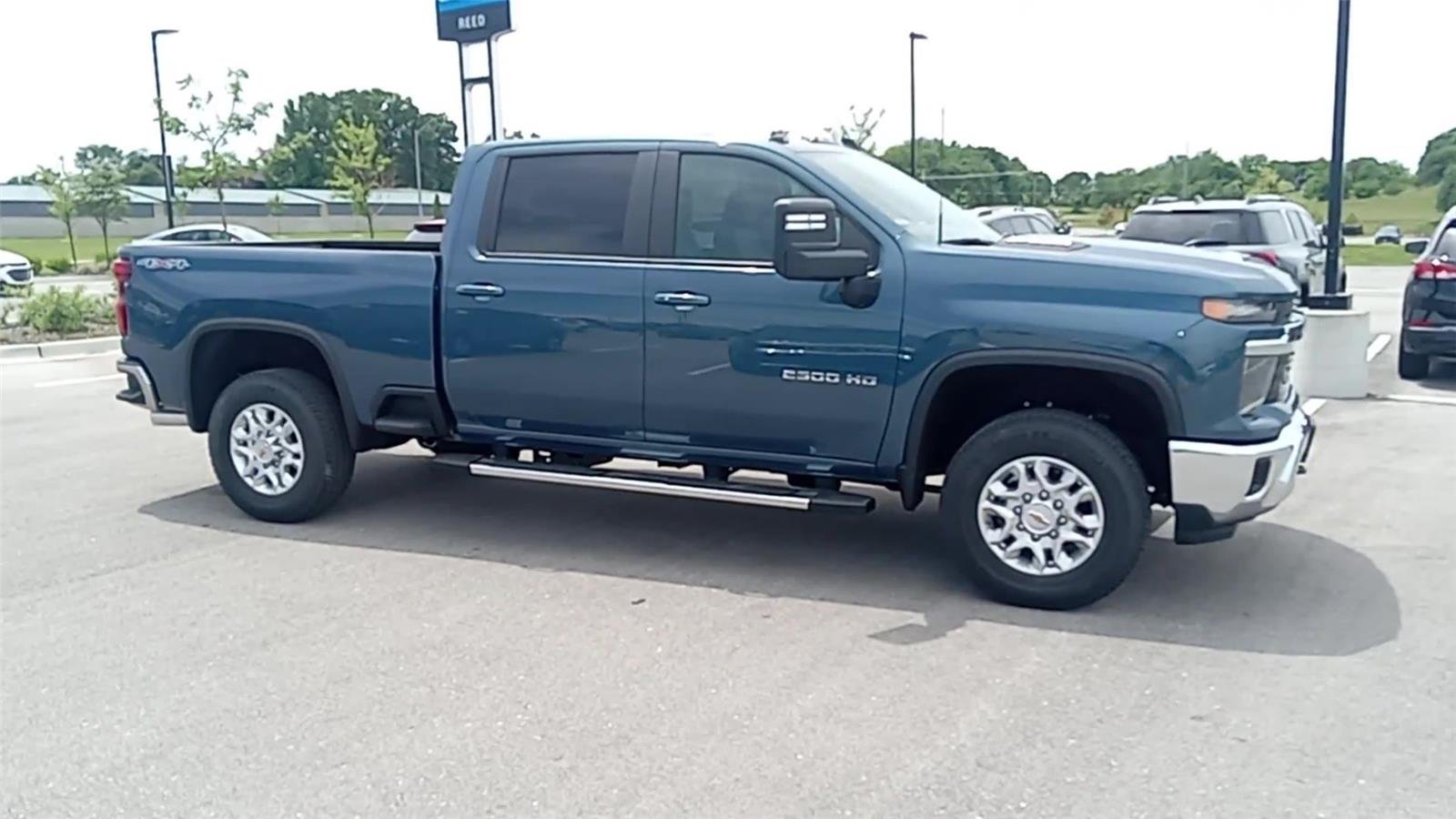 New 2026 Lakeshore Blue Metallic Chevrolet LT image 2