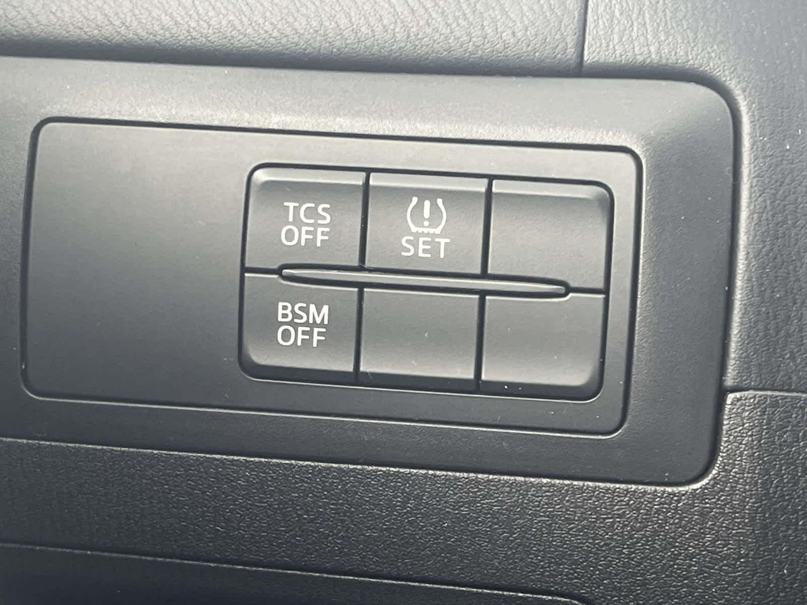 Used 2015 Jet Black Mica Mazda Grand Touring image 33