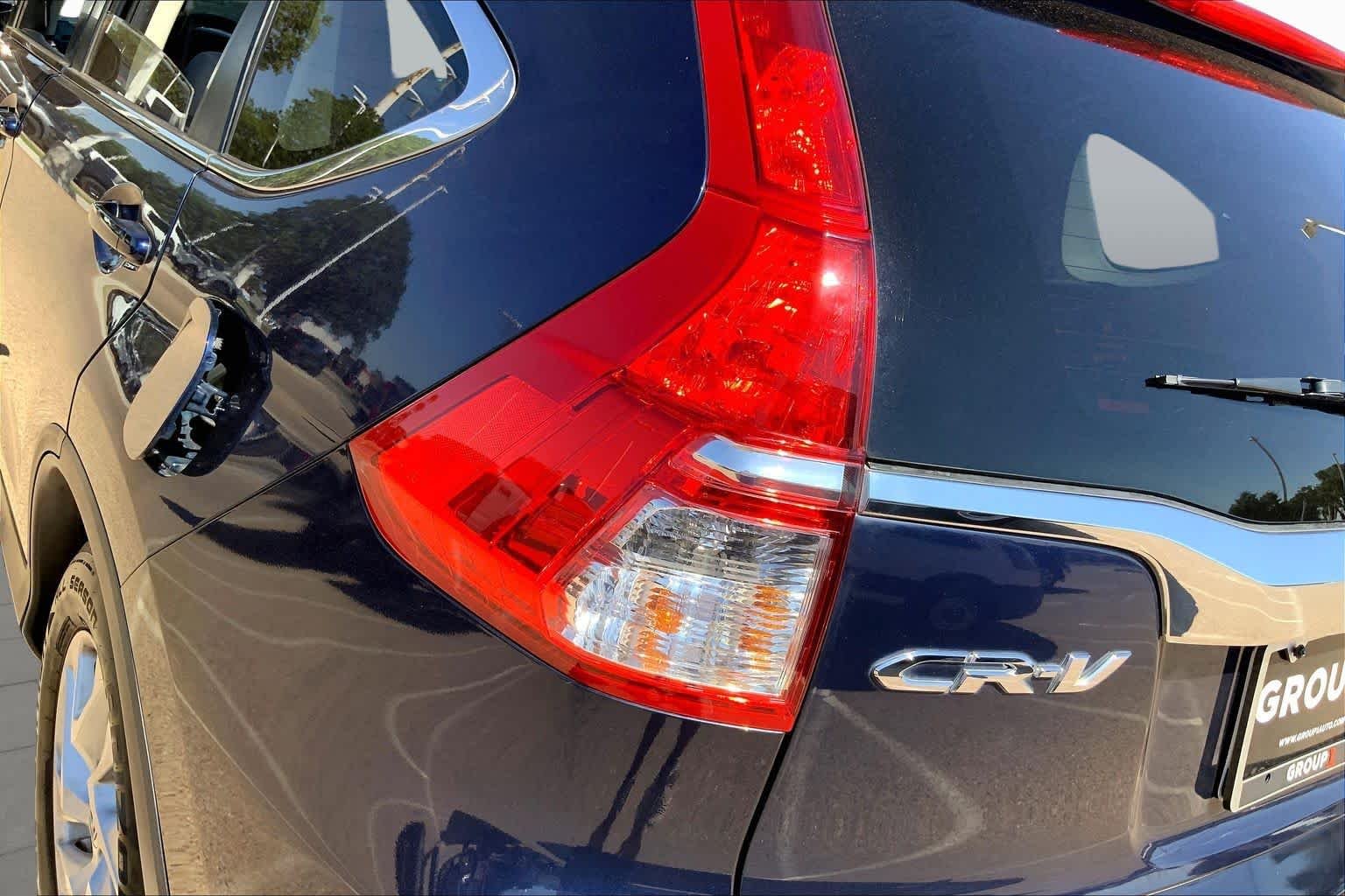 Used 2015 Obsidian Blue Pearl Honda EX image 31