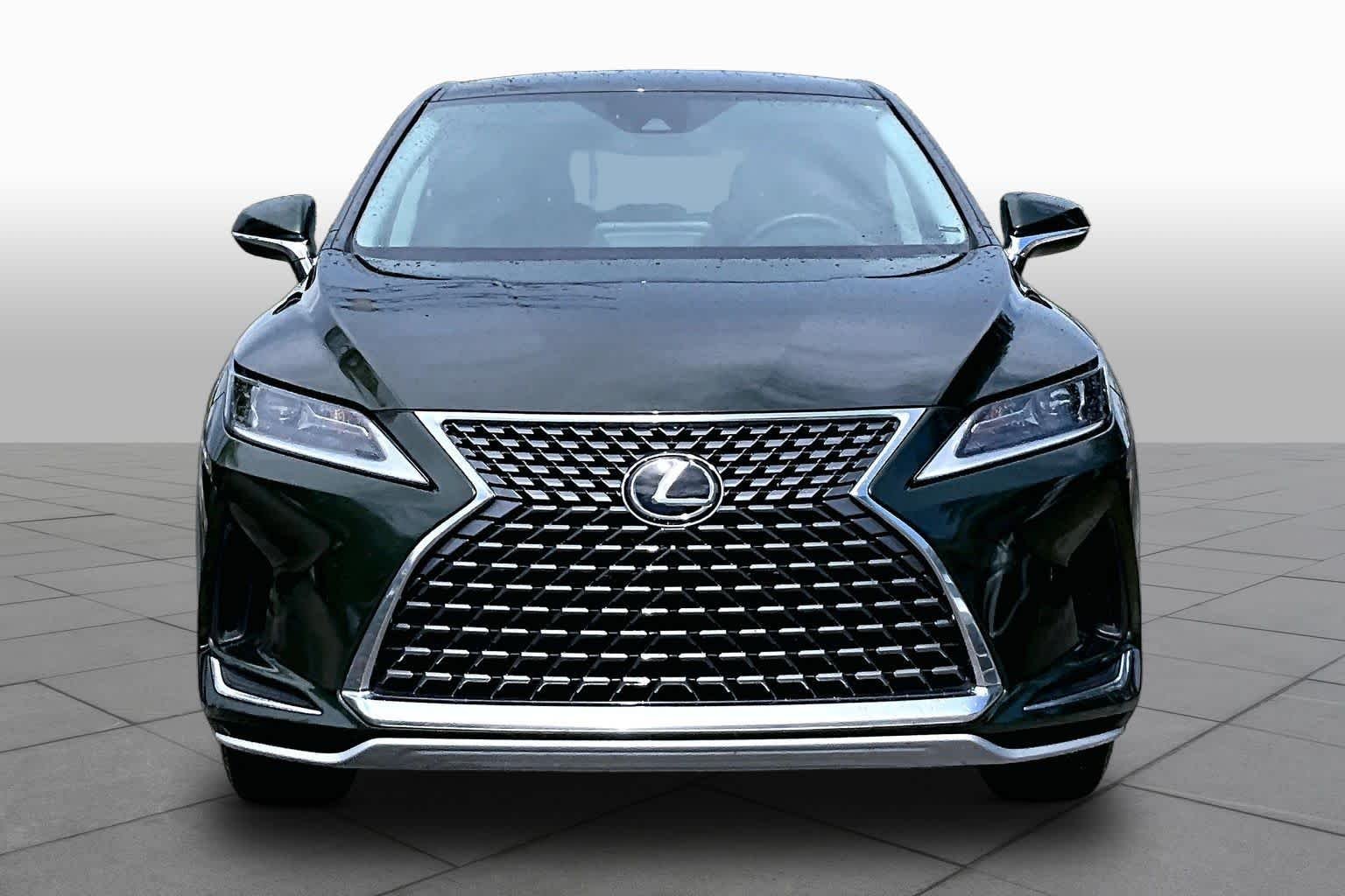 Used 2022 Nori Green Pearl Lexus  image 4