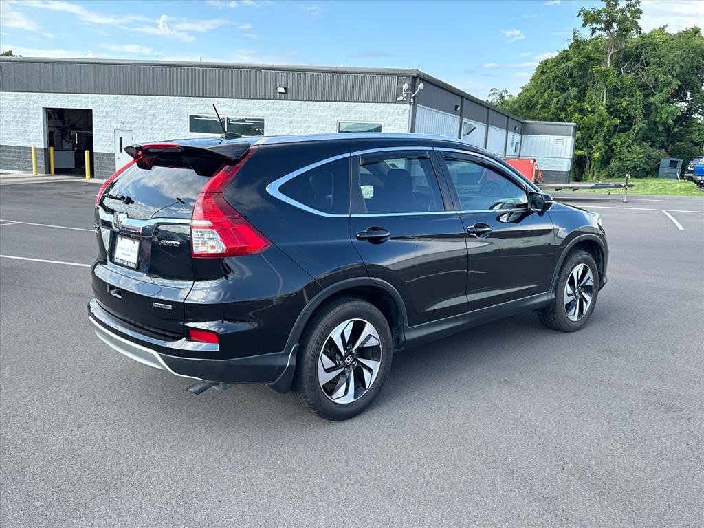 Used 2016 Crystal Black Pearl Honda Touring image 7