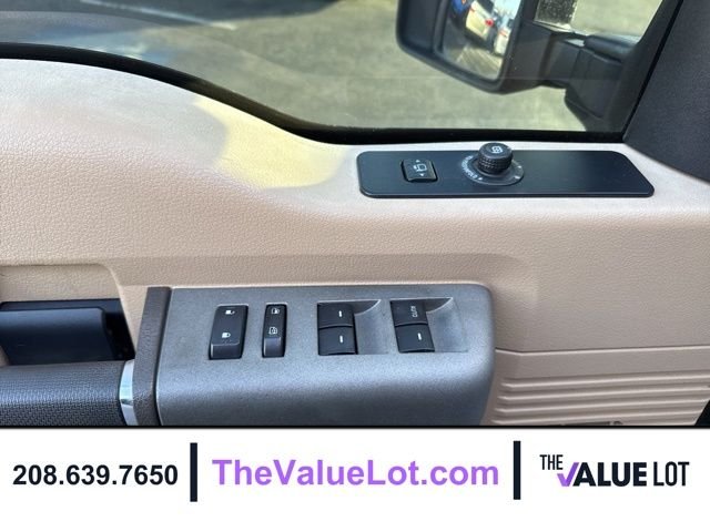 Used 2011 Brown Ford Lariat image 17