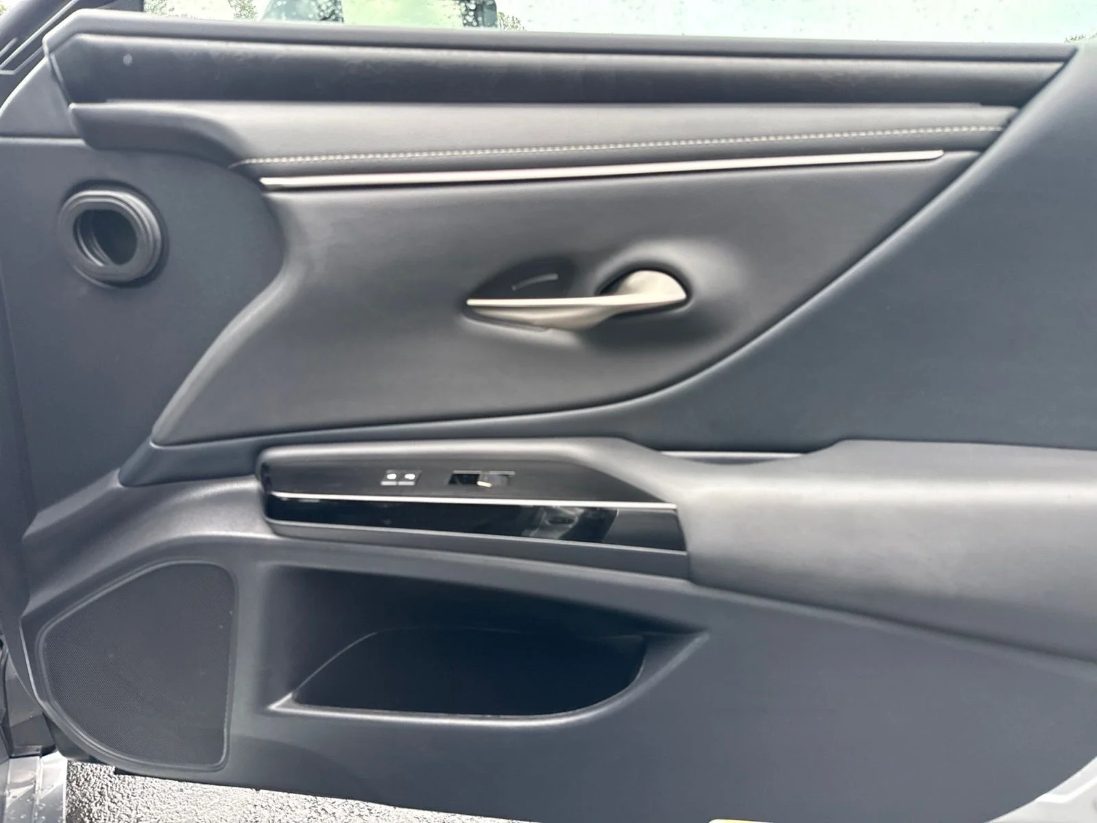 Used 2025 Silver Lexus 350 image 21
