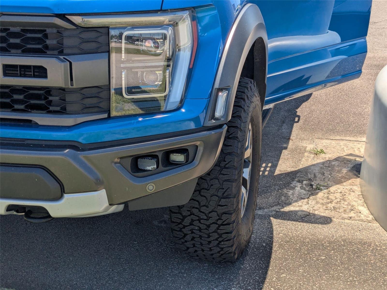 Used 2021 Velocity Blue Metallic Ford Raptor image 9
