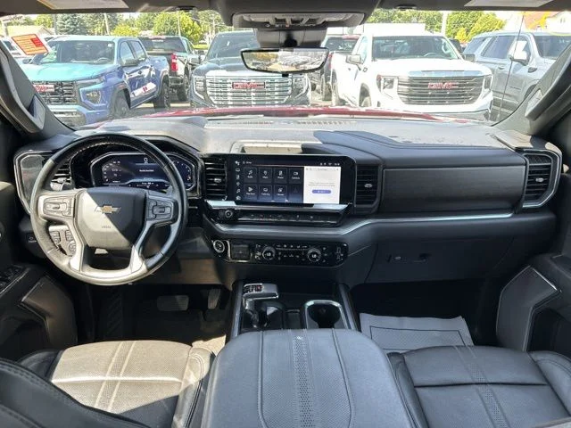 Used 2024 Red Chevrolet High Country image 22