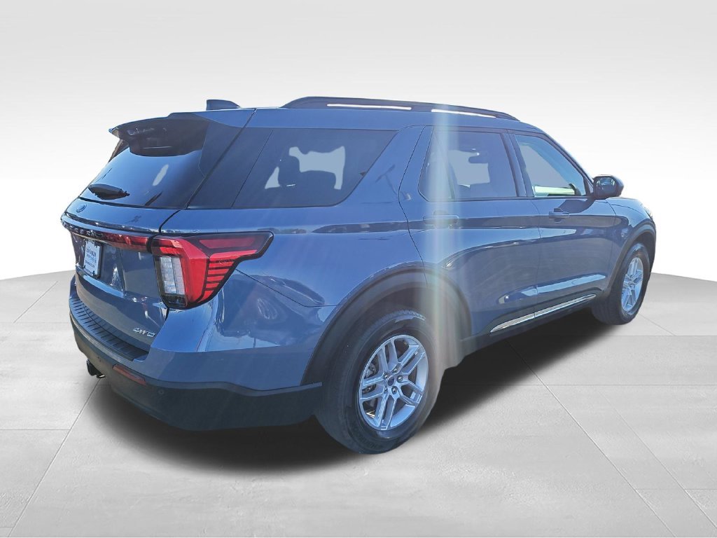 Used 2025 Gray Ford Active image 5