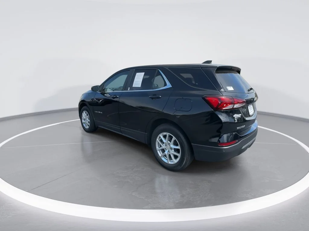 Used 2022 Black Chevrolet LT image 6