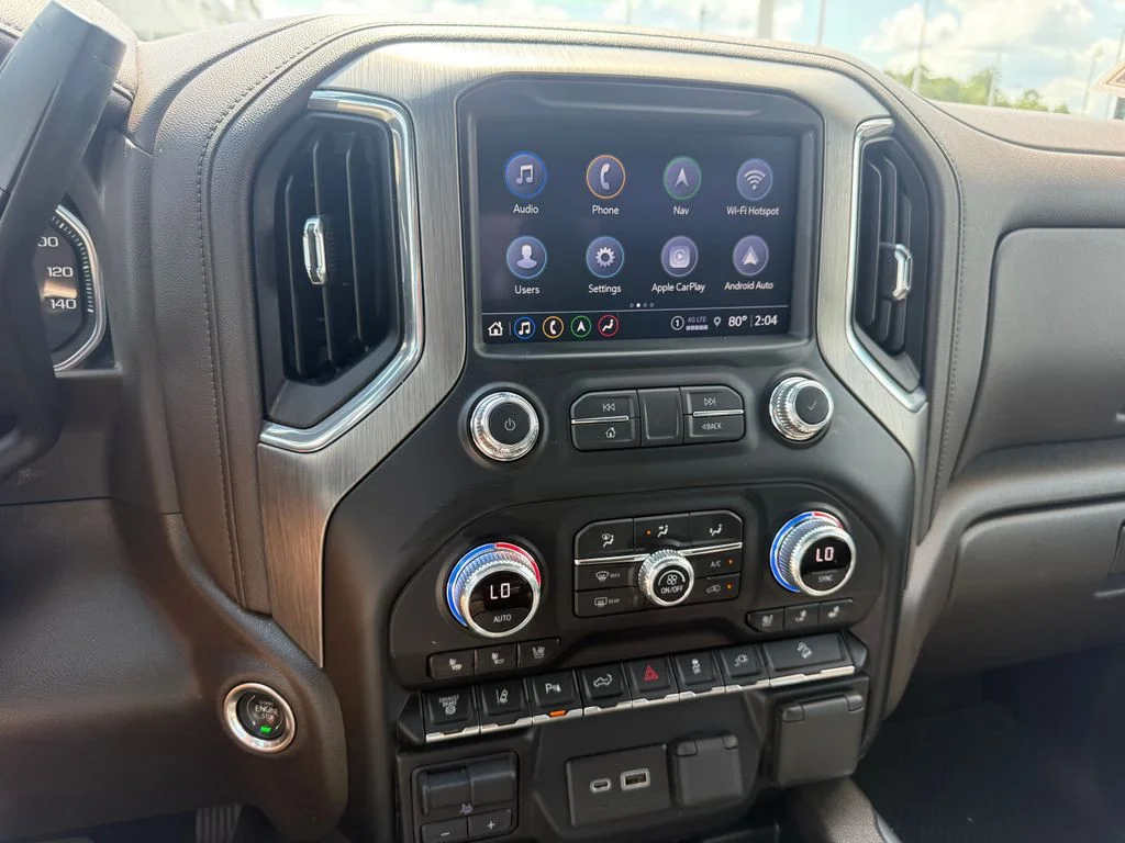 Used 2023 White GMC Denali image 10