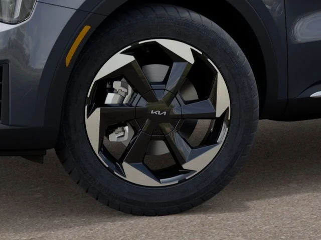 New 2026 Gray Kia EX image 9