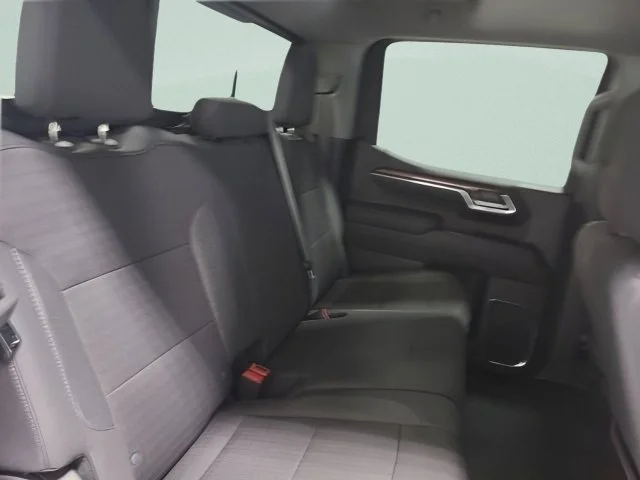 Used 2026 Summit White Chevrolet LT Trail Boss image 17