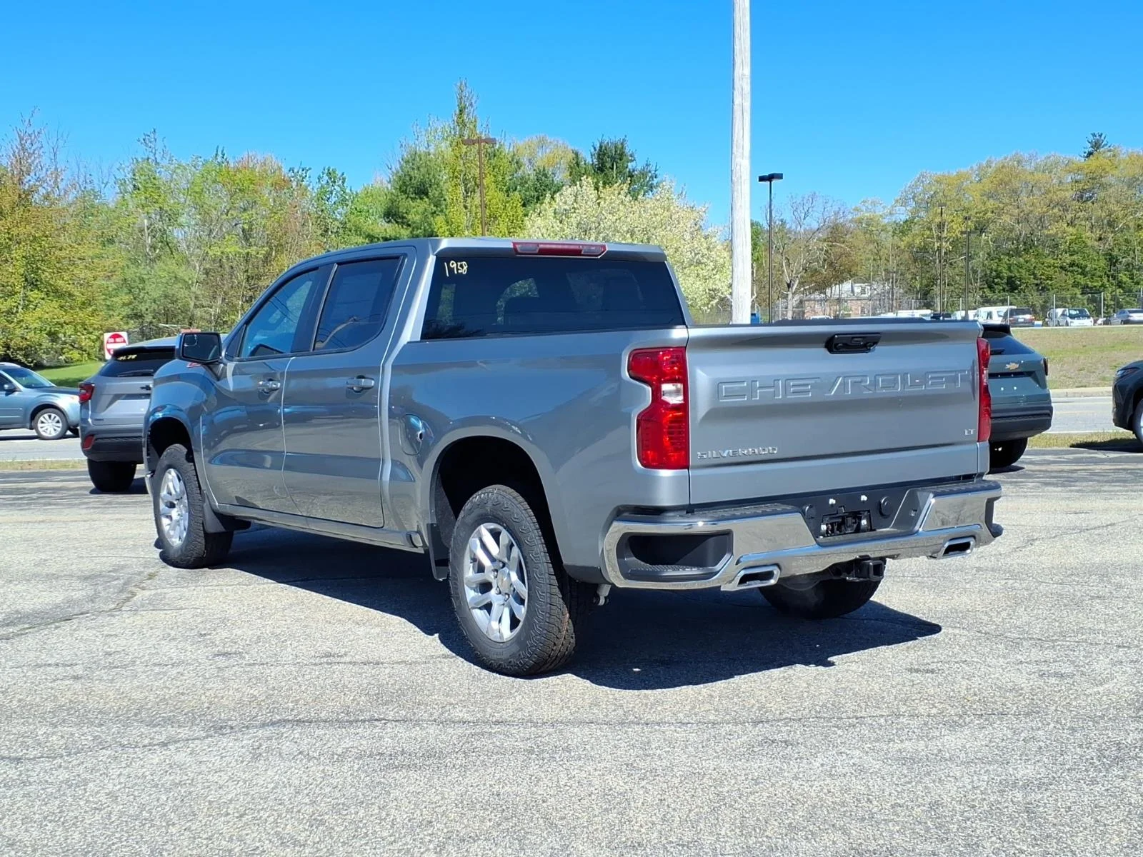 2026 Chevrolet Silverado 1500 LT - Photo 6