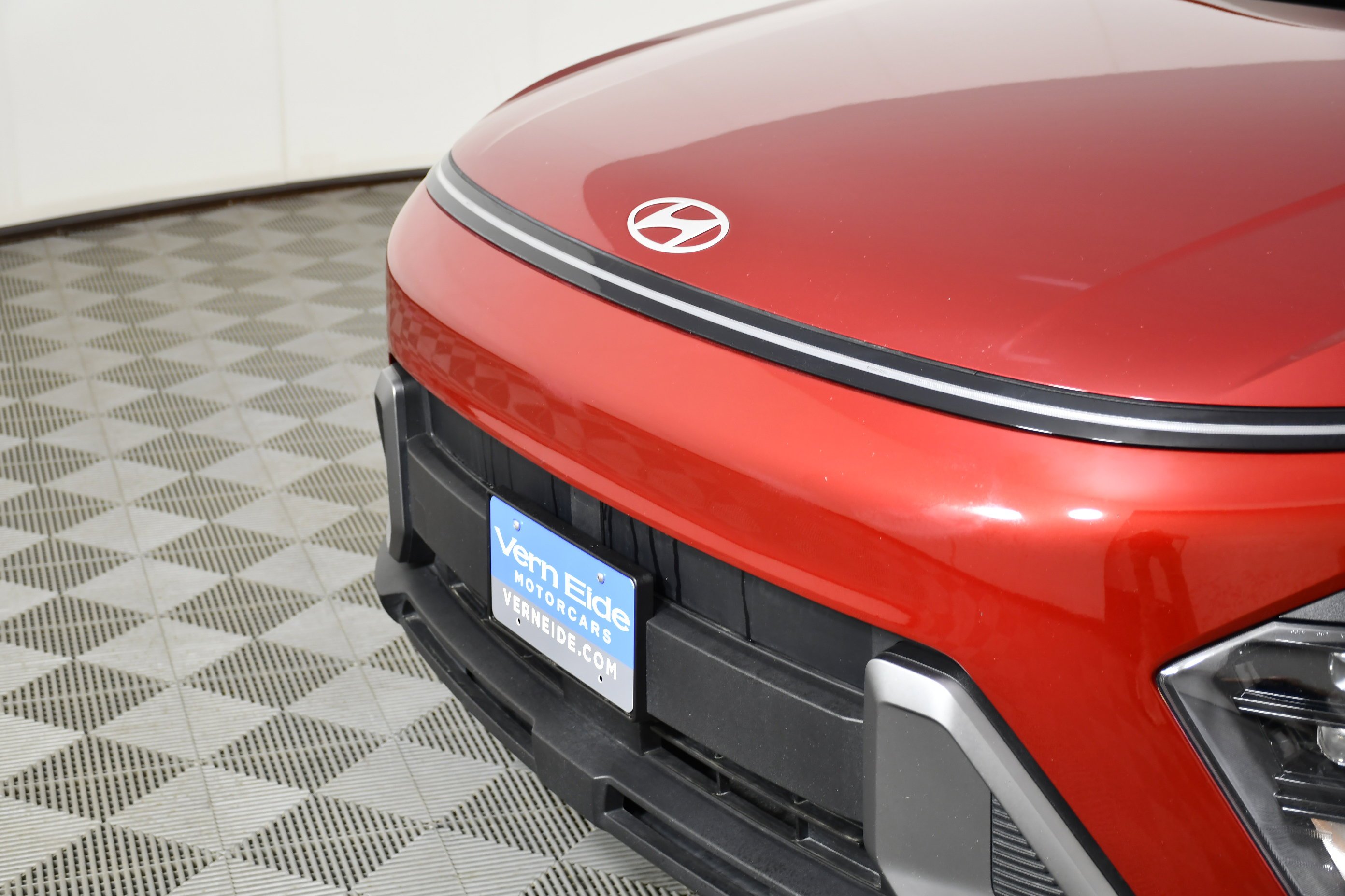 Used 2024 Ultimate Red Metallic Hyundai SEL image 11