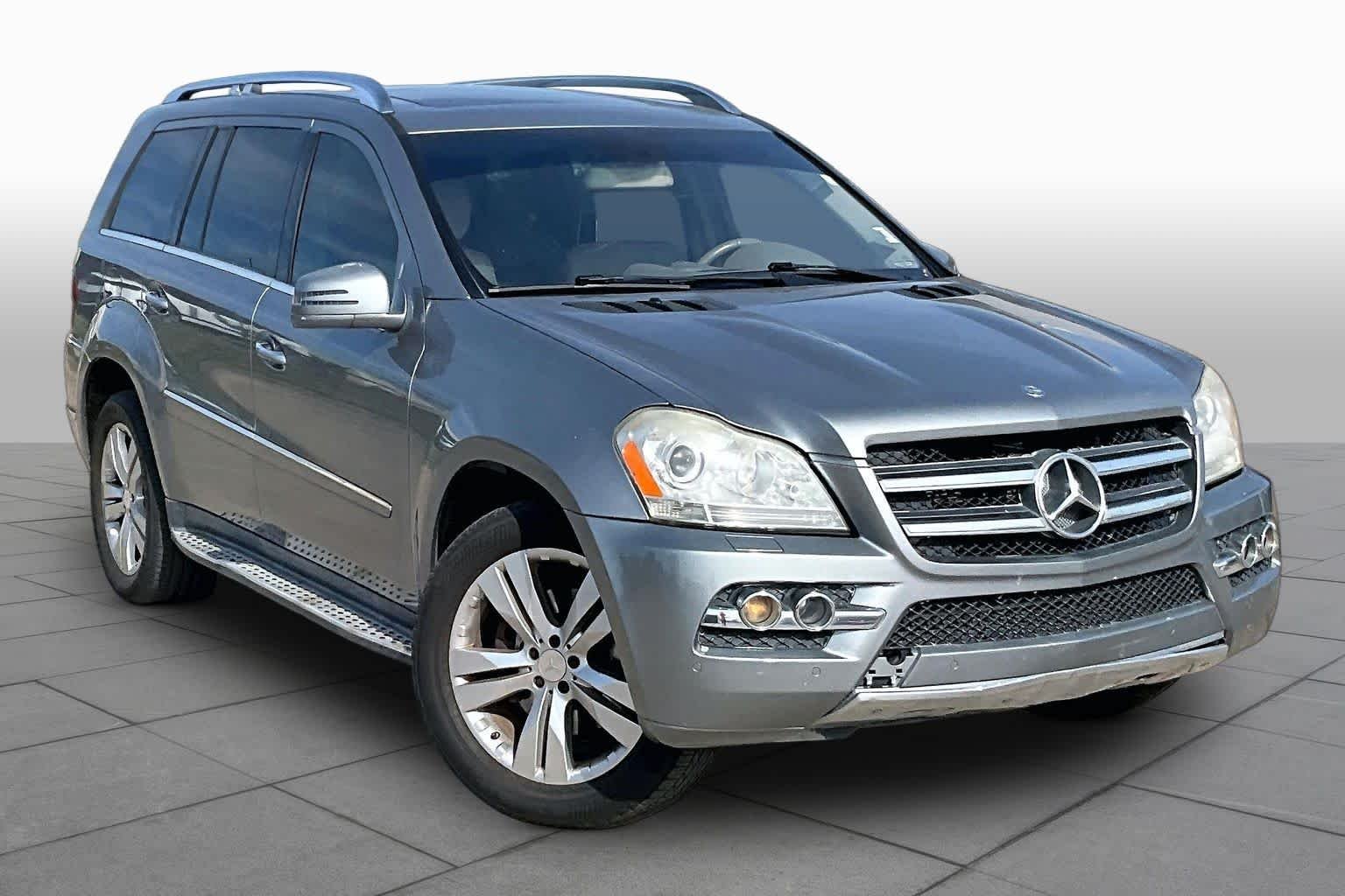 Used 2011 Iridium Silver Metallic Mercedes-Benz GL 450 image 2