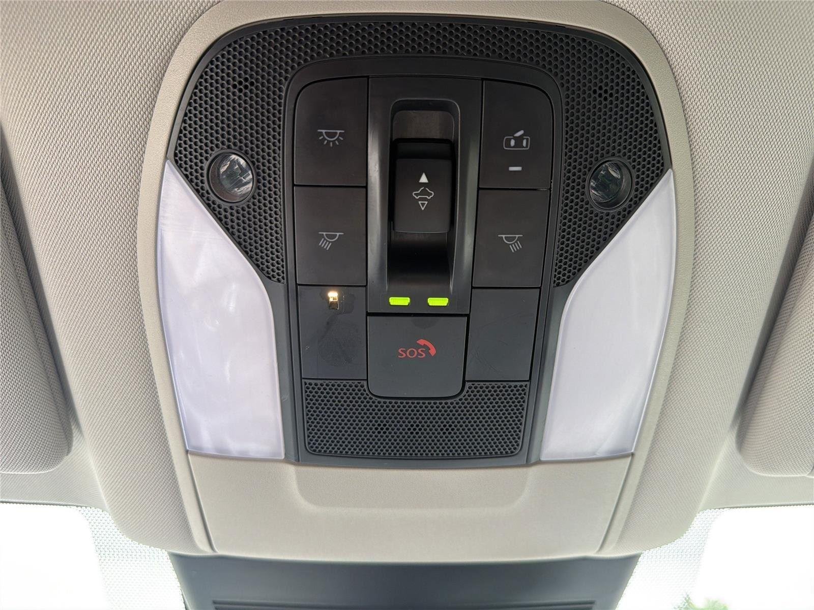 Used 2024 Graphite Shadow INFINITI LUXE image 23