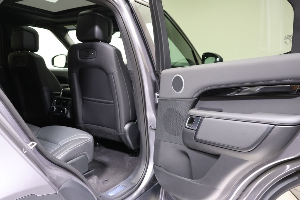 2025 Land Rover Discovery S - Photo 44