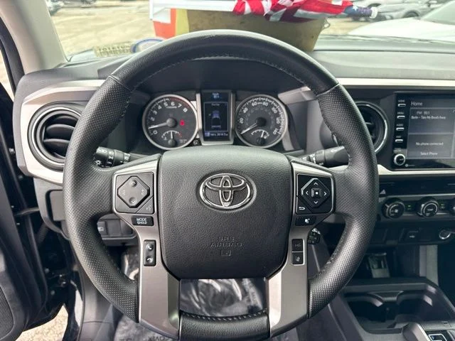 Used 2022 Black Toyota SR5 image 17
