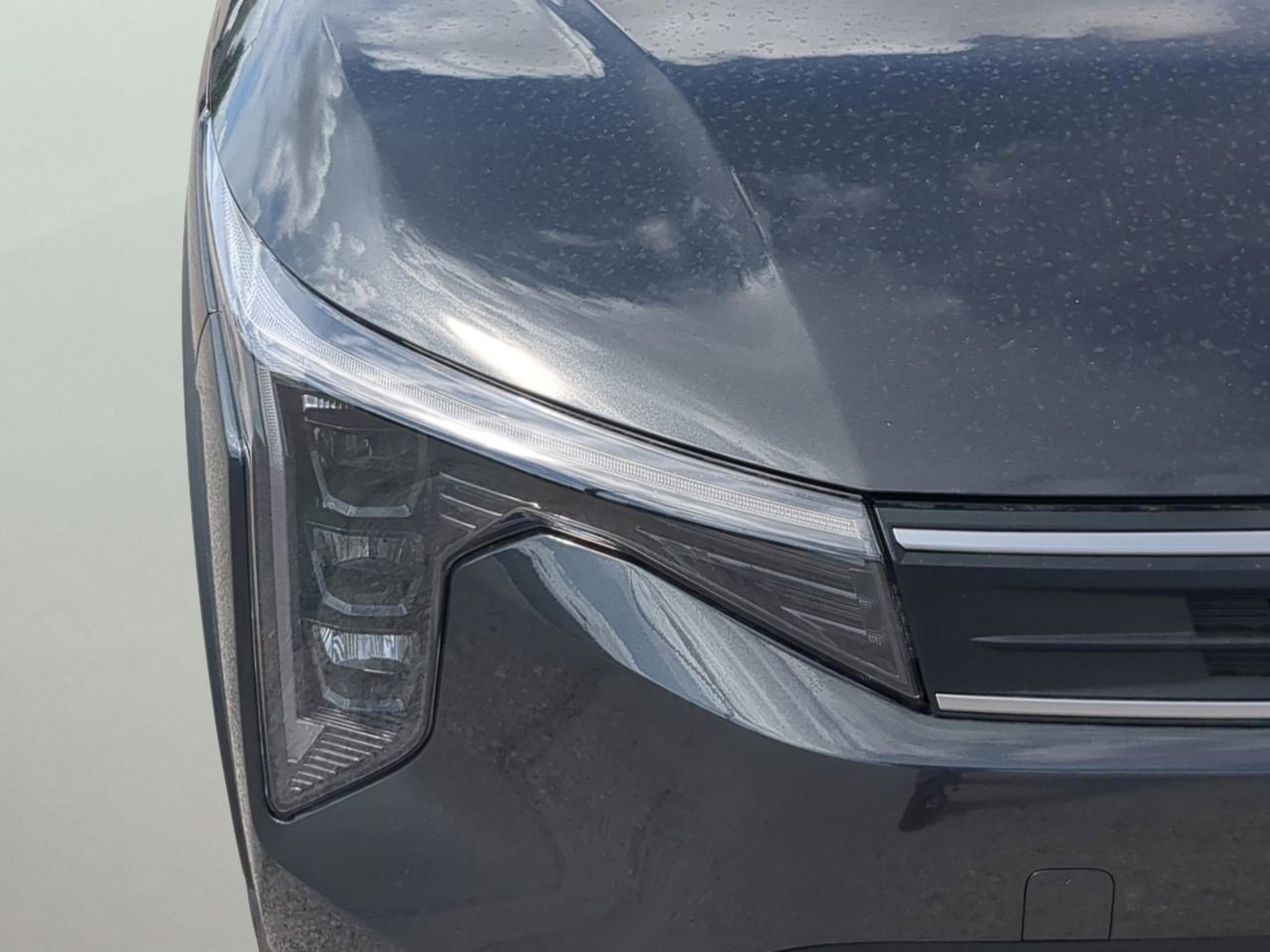 New 2026 Interstellar Gray Kia LX image 10