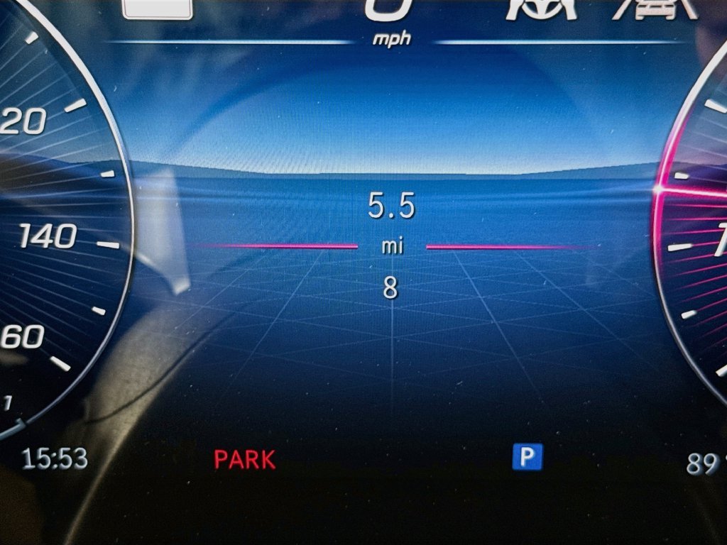 New 2027 Polar White Mercedes-Benz GLC 300 image 12