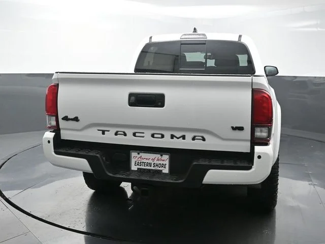 Used 2022 White Toyota SR5 image 6