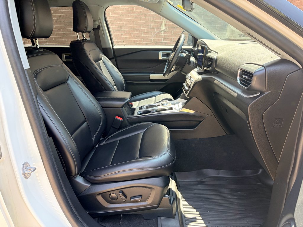 Used 2023 White Ford XLT image 20