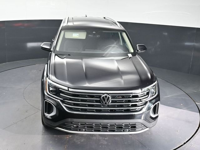 Used 2025  Volkswagen 2.0T SEL image 24