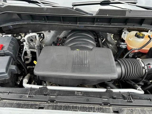Used 2022 Silver Ice Metallic Chevrolet LT Trail Boss image 26