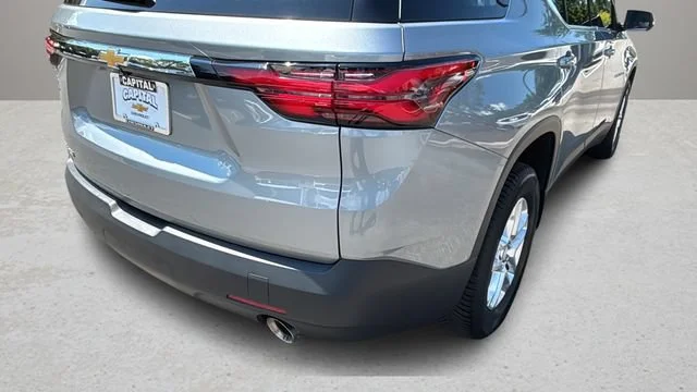 Used 2023 STERLING GRAY METALLIC Chevrolet LS image 39