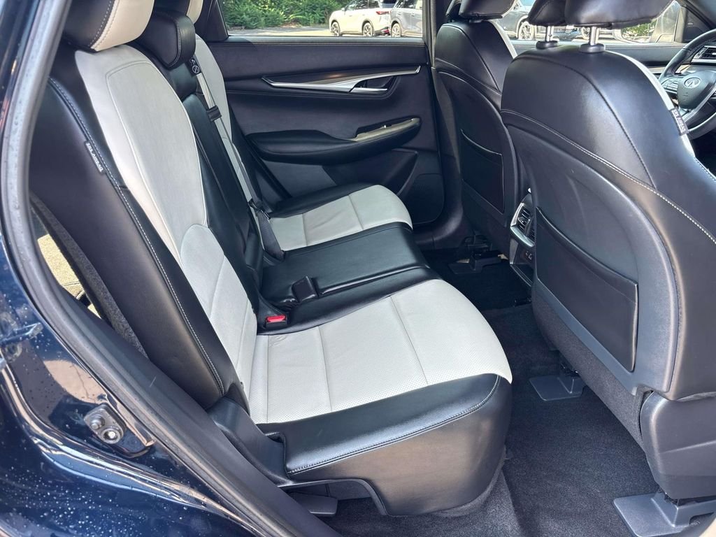 Certified Used 2025 Blue INFINITI LUXE image 15