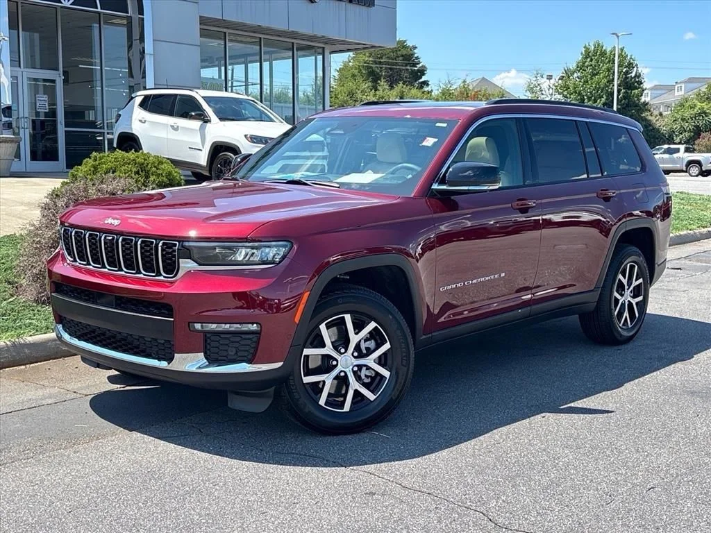 Used 2025 Red Jeep Limited image 1