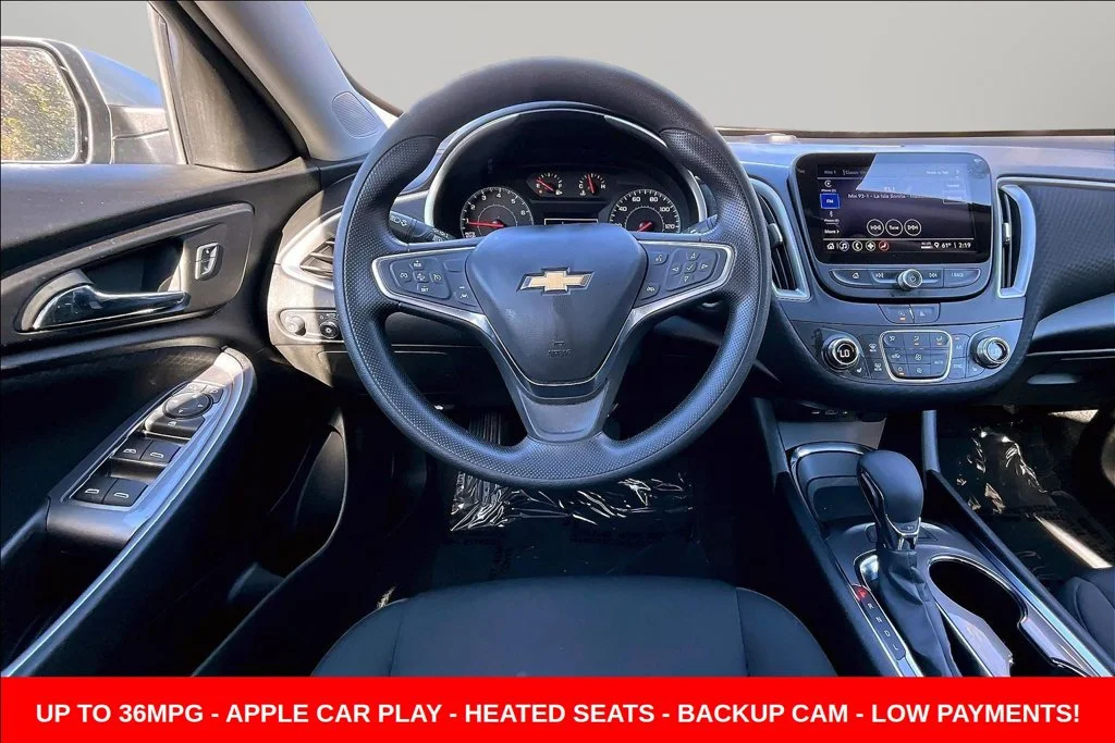 Used 2024 Gray Chevrolet LT image 8