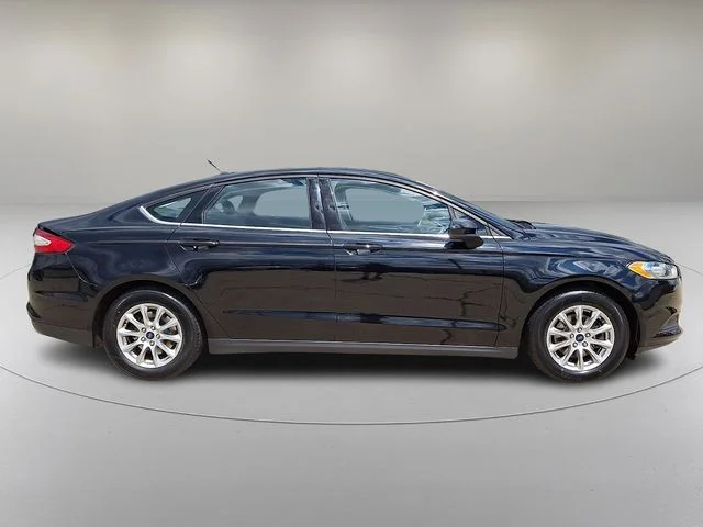 Used 2016 Black Ford S image 12