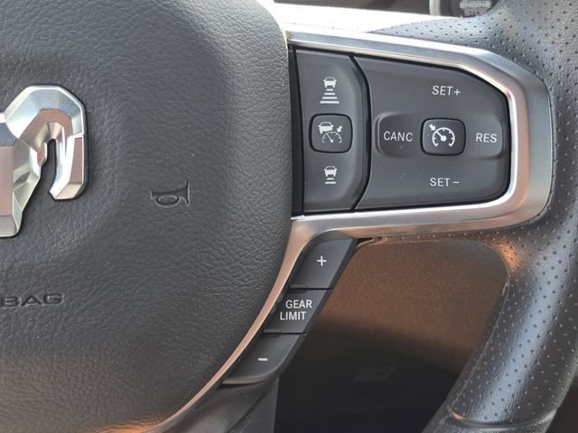 New 2026 Diamond Black Crystal Pearl-Coat Exterior Paint RAM Big Horn/Lone Star image 18