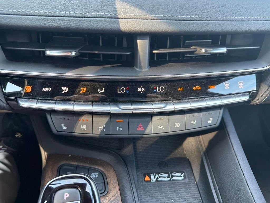 Used 2025 Silver Cadillac Premium Luxury image 13