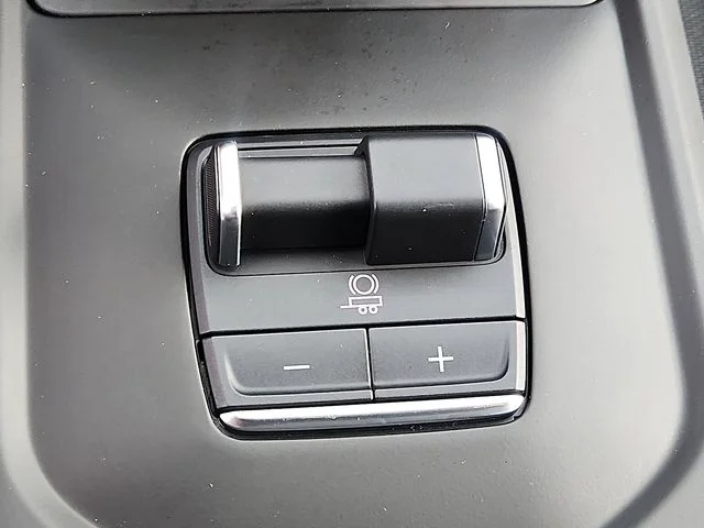 Used 2022 Black GMC AT4X image 23