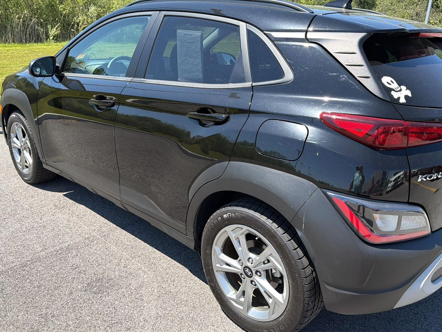 Used 2022 Ultra Black Hyundai SEL image 4