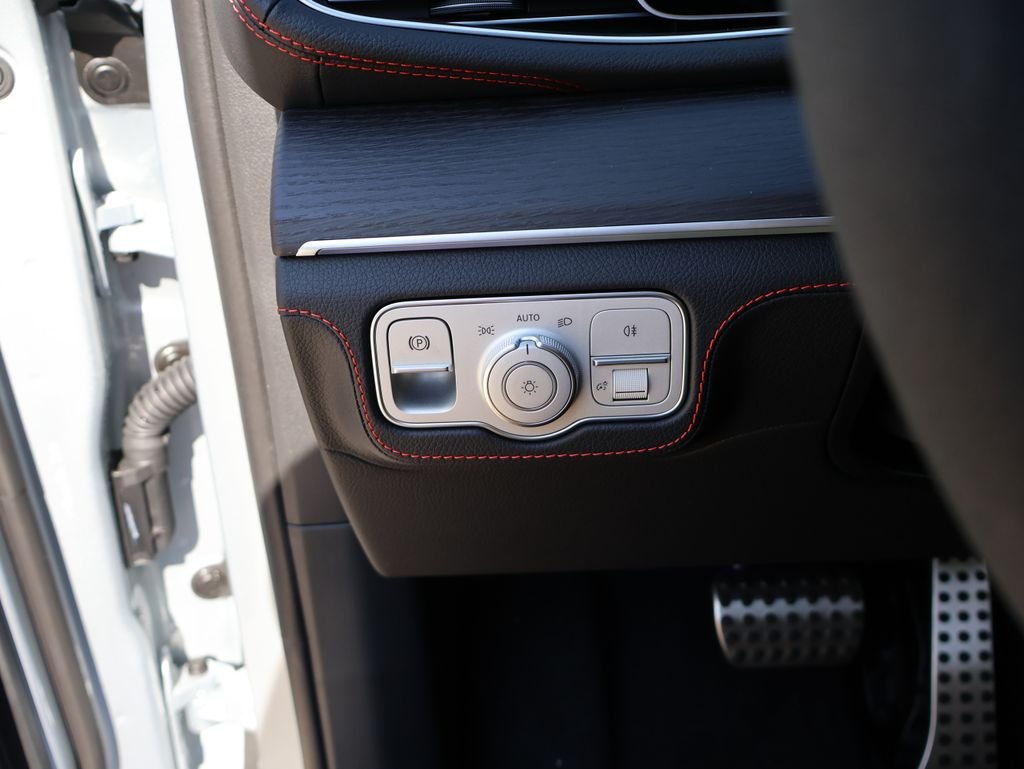 New 2026 Cirrus Silver Metallic Mercedes-Benz GLE 53 AMG® image 40