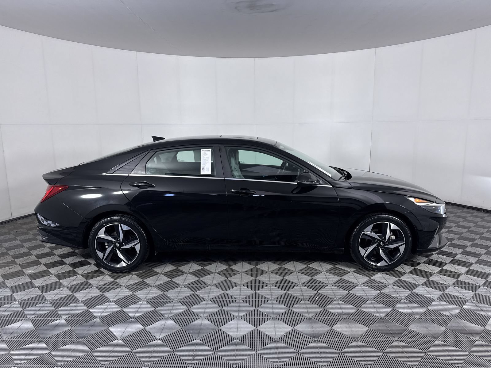 Used 2023 Onyx Black Hyundai Limited image 10