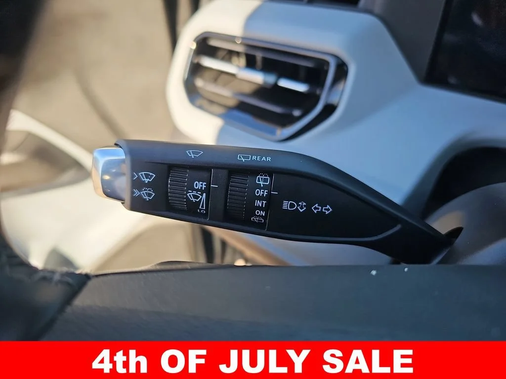 2027 Chevrolet Bolt RS - Photo 25