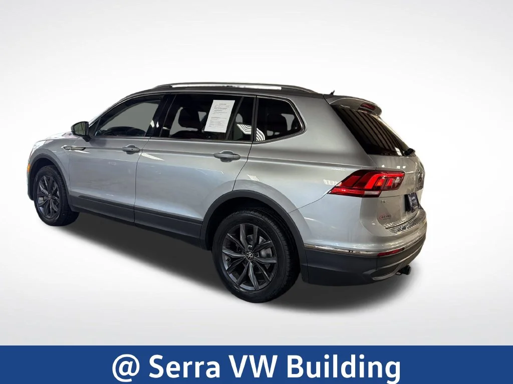 Used 2023 Silver Volkswagen 2.0T SE image 3