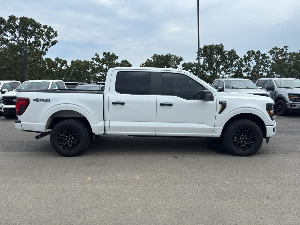 Certified Used 2025 Oxford White Ford STX image 4