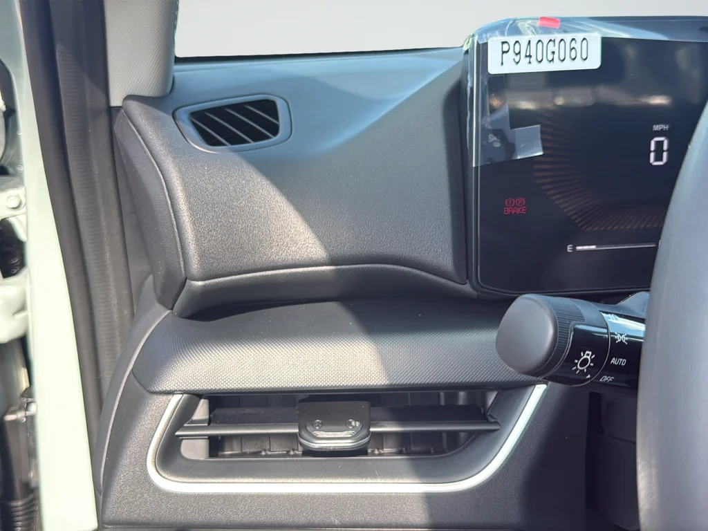 New 2026 Gray Kia LXS image 32