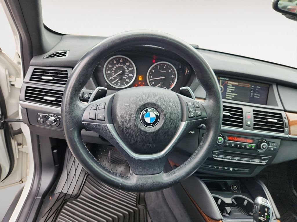 Used 2014 White BMW xDrive35i image 13