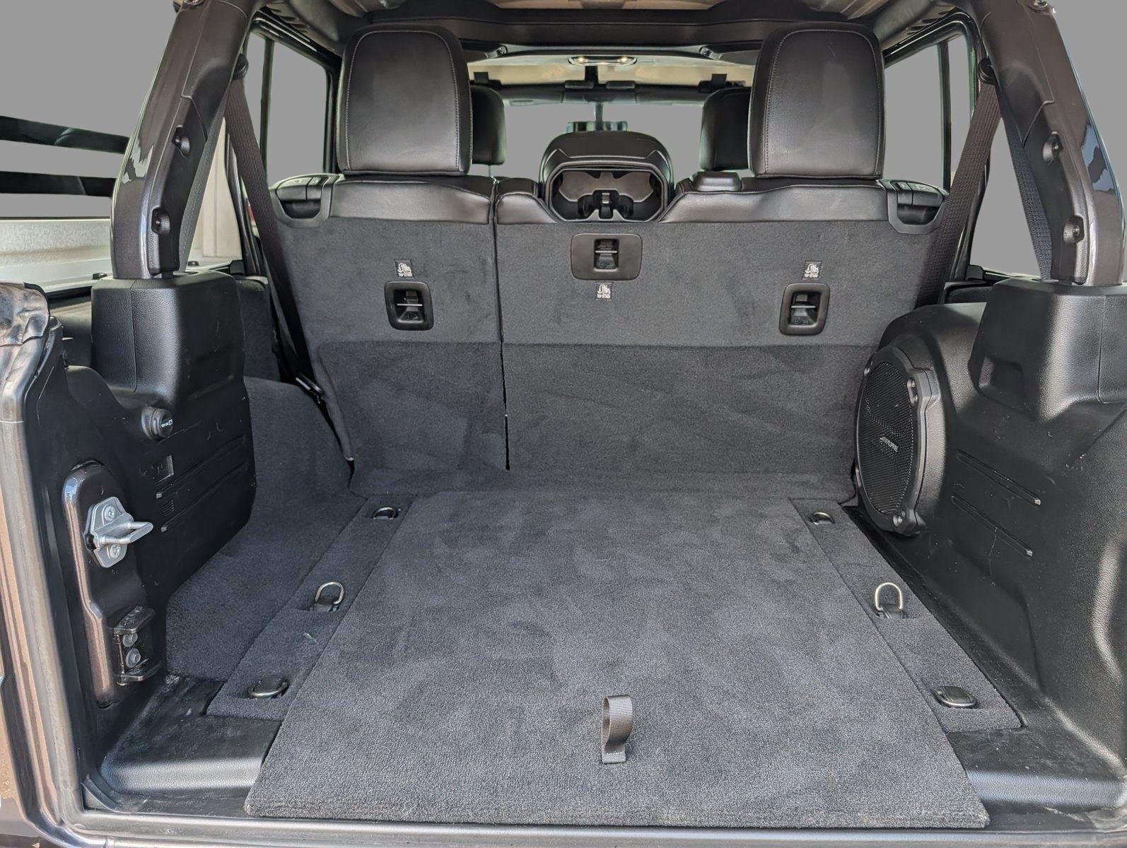 Used 2020 Granite Crystal Metallic Clearcoat Jeep North Edition image 39