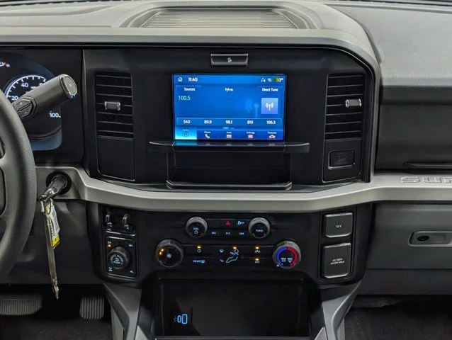 New 2026 Oxford White Ford F-250® XLT image 37