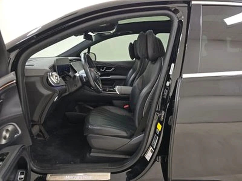 Used 2023 Black Mercedes-Benz 450 image 7