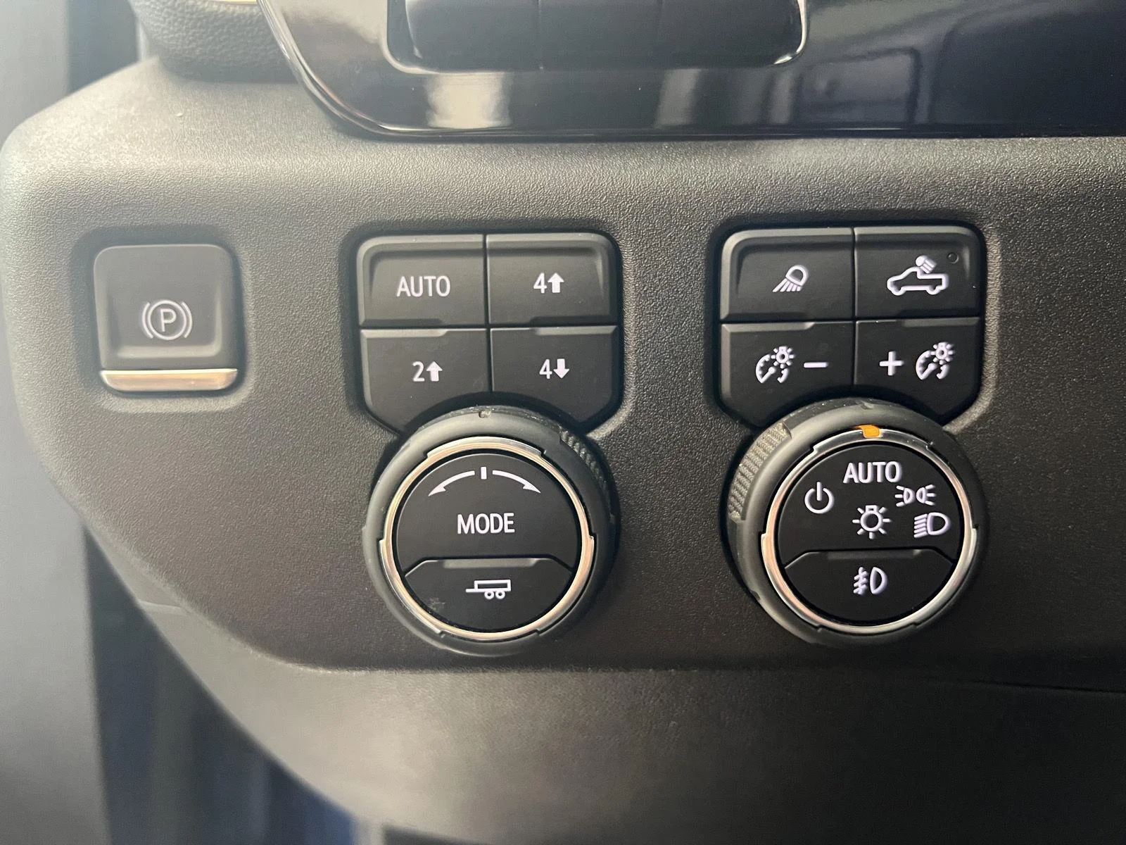 Used 2024 Lakeshore Blue Metallic Chevrolet LTZ image 9