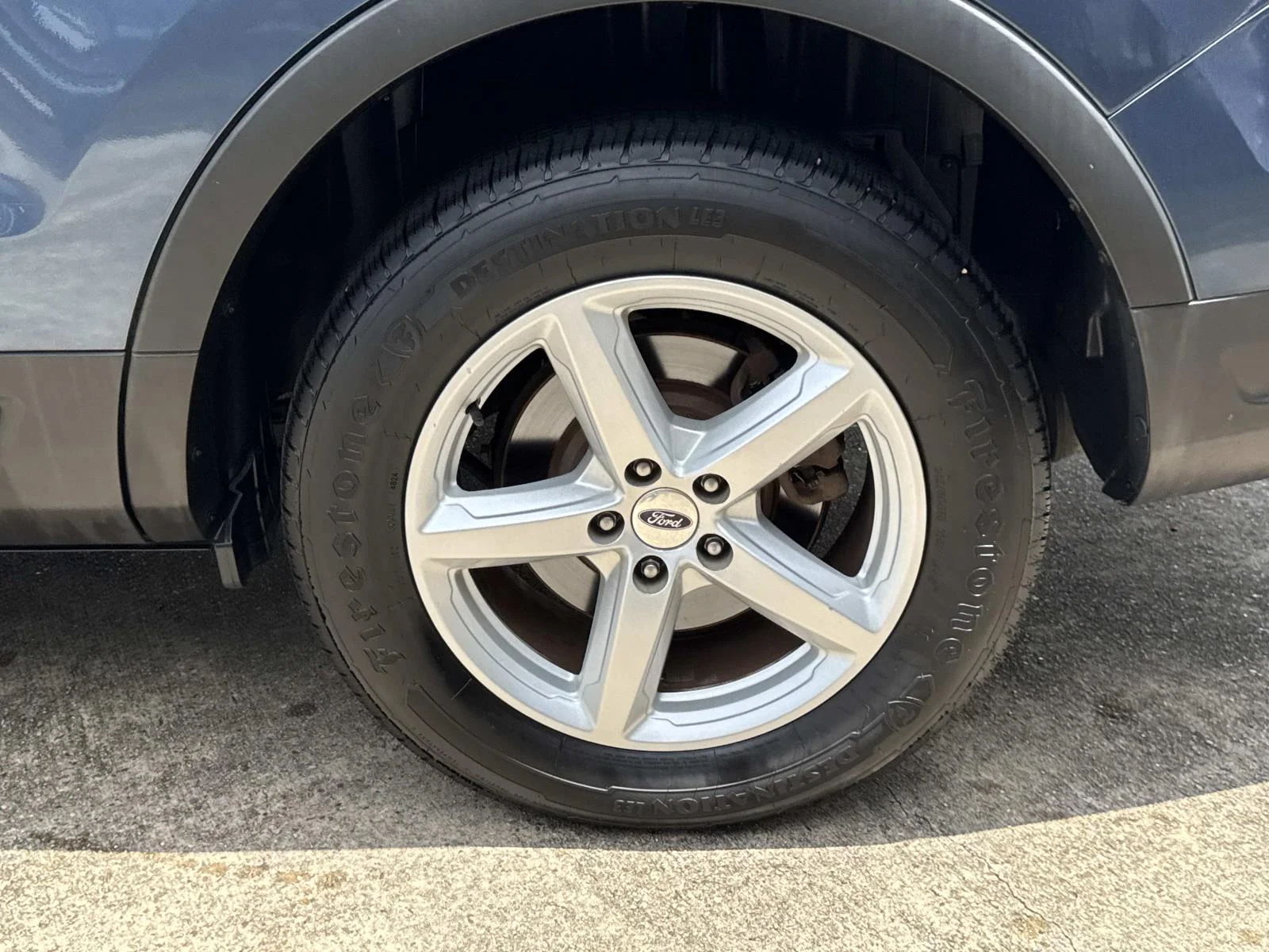 Used 2019 Blue Ford XLT image 4