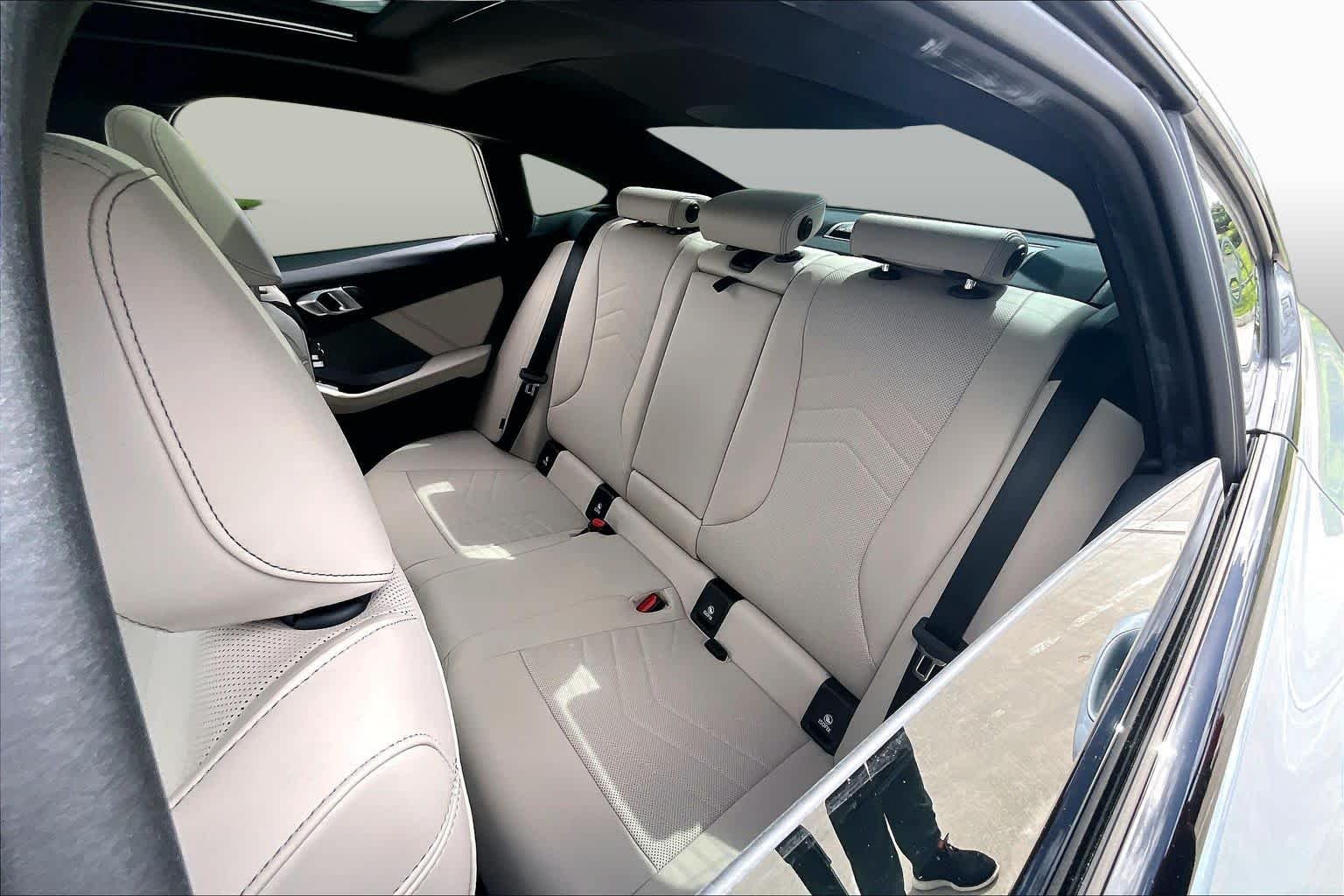 2025 BMW 2 Series M235 - Photo 34