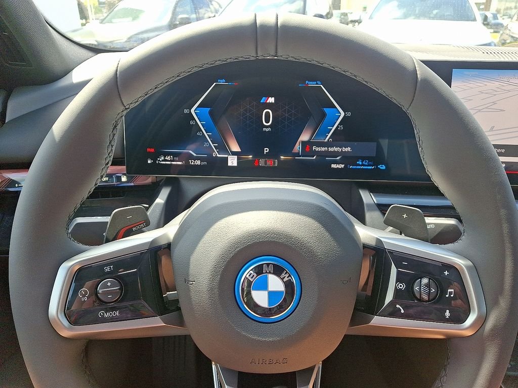 New 2027 Carbon Black Metallic BMW 550e xDrive image 9